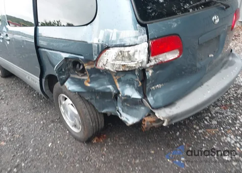 2001 Toyota Sienna Le from USA, damaged, VIN 4T3ZF13CX1U405247